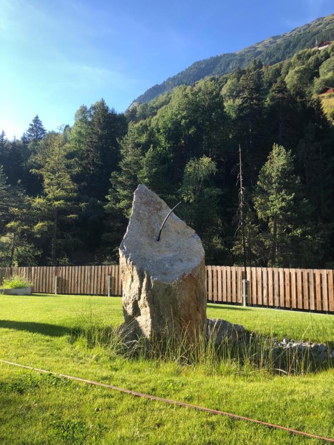 Alpen Andi Apartament